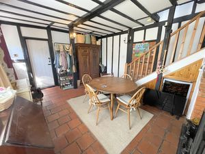 Rectory Road- click for photo gallery
